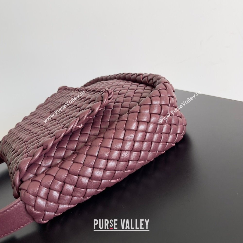 bottega veneta Small Cobble Shoulder Bag in lambskin barolo 2023 (misu-230927-28)