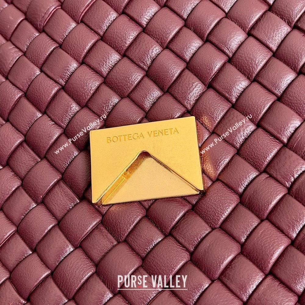 bottega veneta Small Cobble Shoulder Bag in lambskin barolo 2023 (misu-230927-28)
