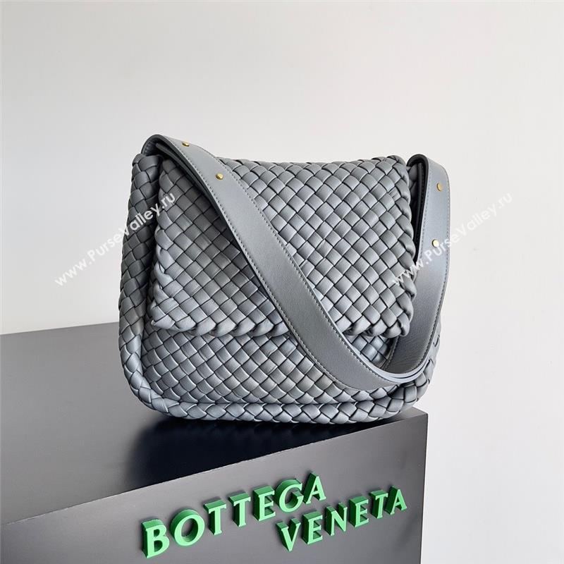 bottega veneta Small Cobble Shoulder Bag in lambskin thunder 2023 (misu-230927-30)