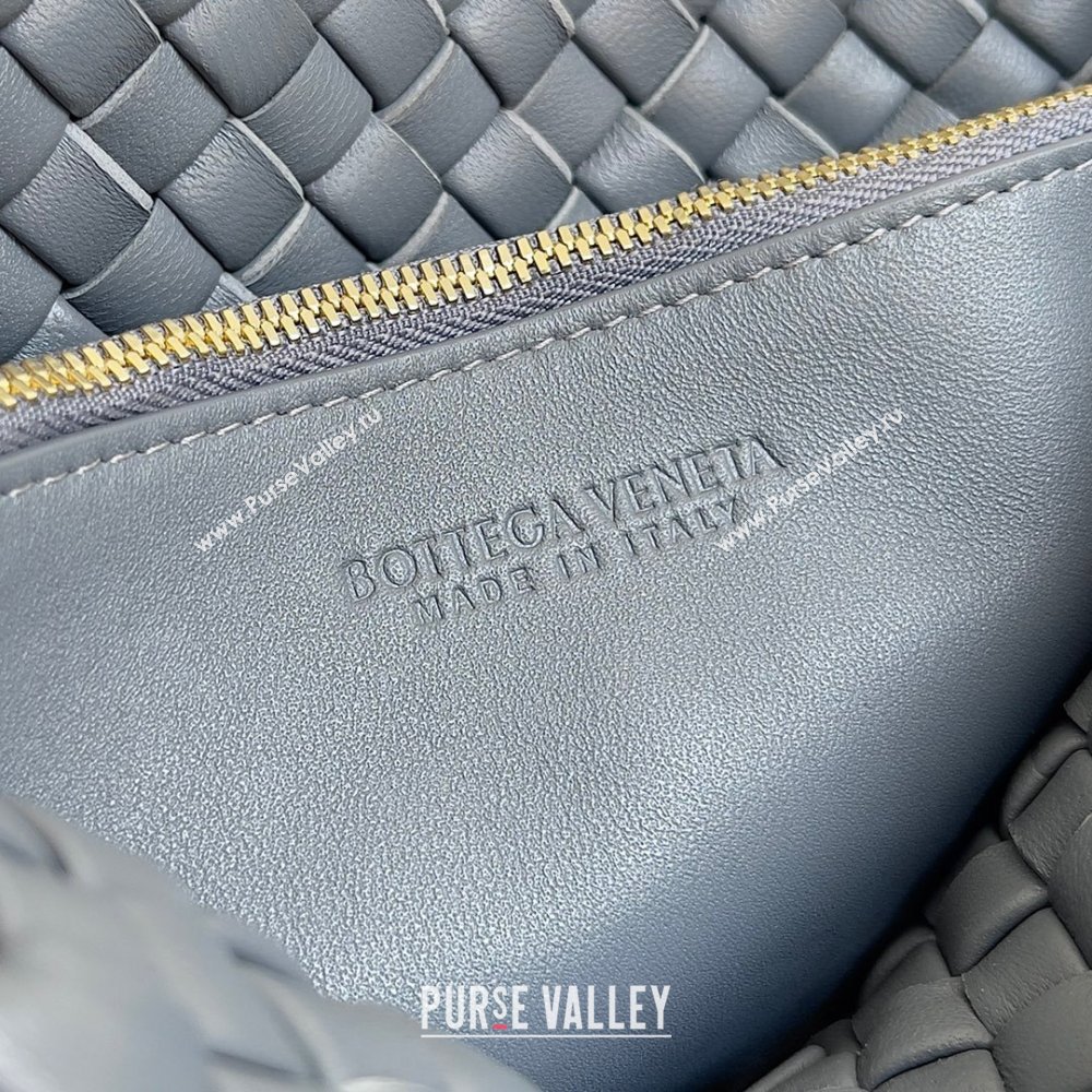 bottega veneta Small Cobble Shoulder Bag in lambskin thunder 2023 (misu-230927-30)