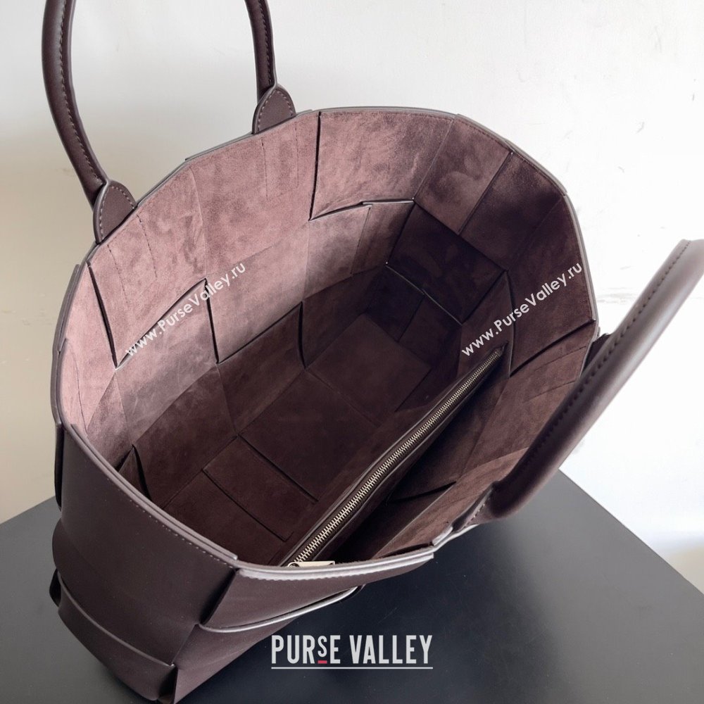 Bottega Veneta Medium Arco Tote Bag in calfskin fondant 2023 (misu-230926-08)