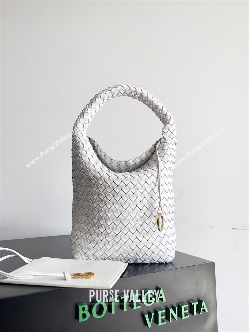 bottega veneta Small Cabat Bucket in lambskin white 2023 (misu-230927-22)