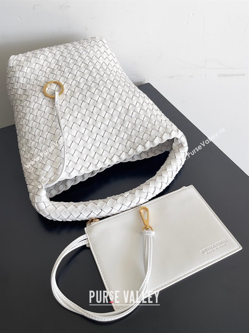 bottega veneta Small Cabat Bucket in lambskin white 2023 (misu-230927-22)