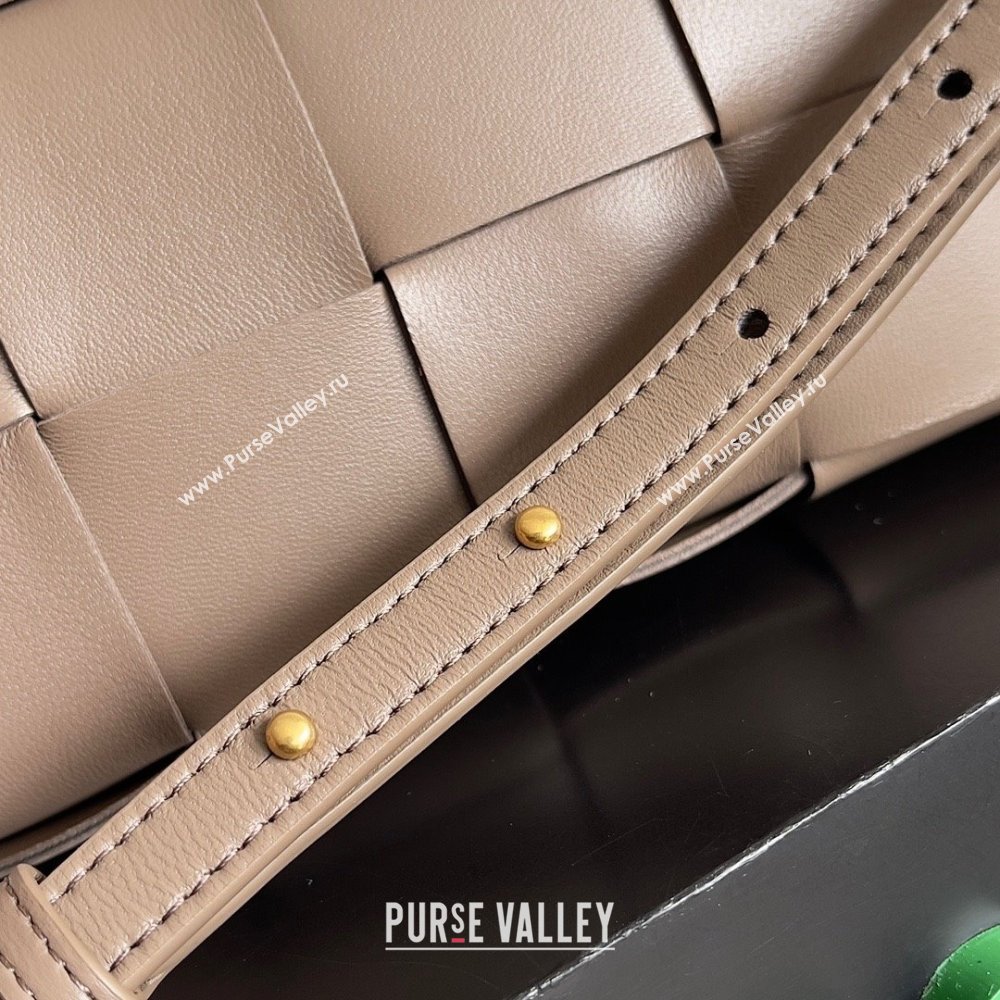 Bottega Veneta Mini Cassette Cross-Body Bag in lambskin TAUPE GREY 2023 (misu-230927-57)