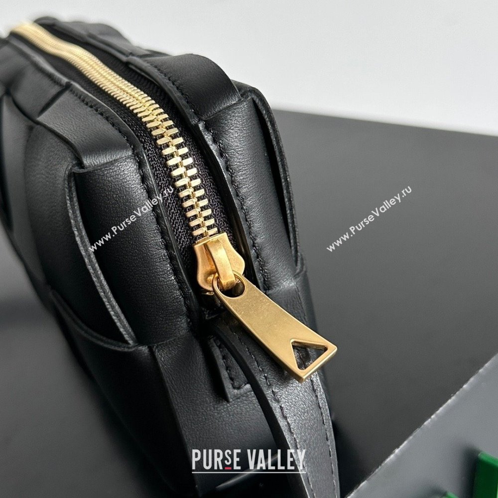 Bottega Veneta Mini Cassette Cross-Body Bag in lambskin black 2023 (misu-230927-59)