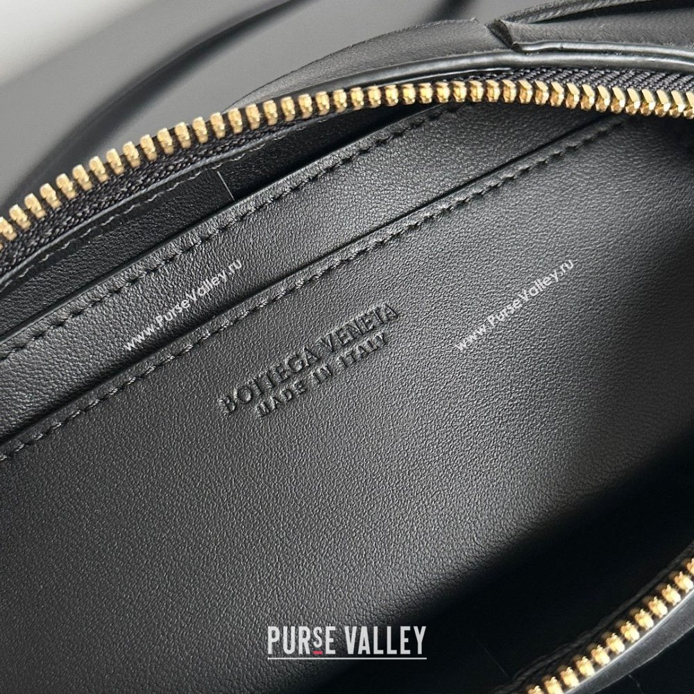 Bottega Veneta Mini Cassette Cross-Body Bag in lambskin black 2023 (misu-230927-59)