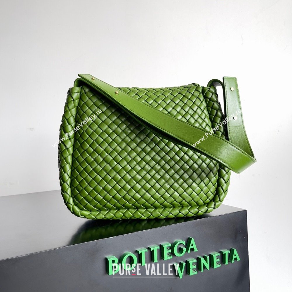 bottega veneta Small Cobble Shoulder Bag in lambskin AVOCADO 2023 (misu-230927-25)