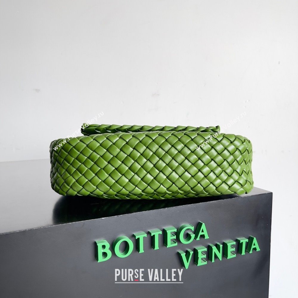 bottega veneta Small Cobble Shoulder Bag in lambskin AVOCADO 2023 (misu-230927-25)