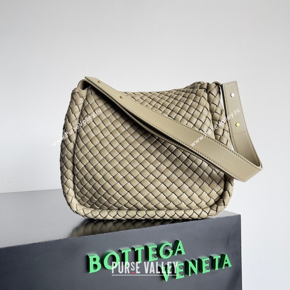 bottega veneta Small Cobble Shoulder Bag in lambskin AGATE GREY 2023 (misu-230927-27)