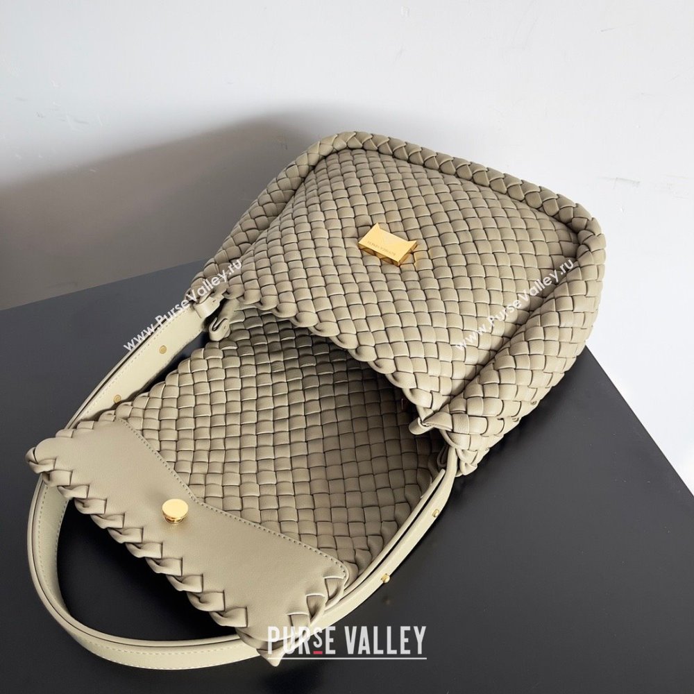 bottega veneta Small Cobble Shoulder Bag in lambskin AGATE GREY 2023 (misu-230927-27)