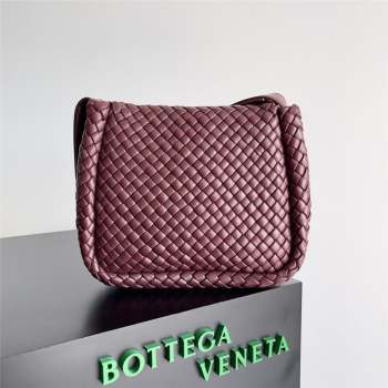 bottega veneta Small Cobble Shoulder Bag in lambskin barolo 2023 (misu-230927-28)