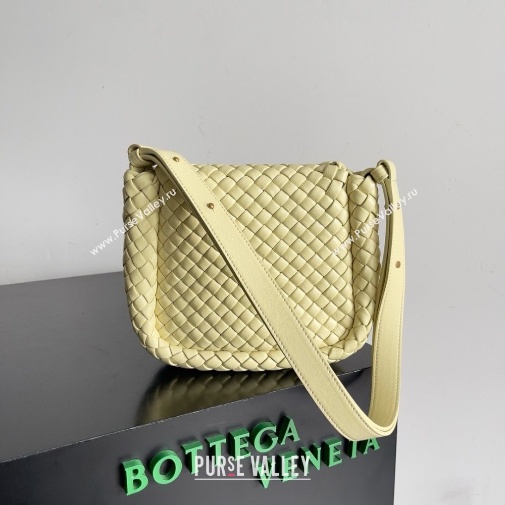 Bottega Veneta Mini Cobble Shoulder Bag in padded Intreccio leather pale yellow 2024 (misu-240407-02)