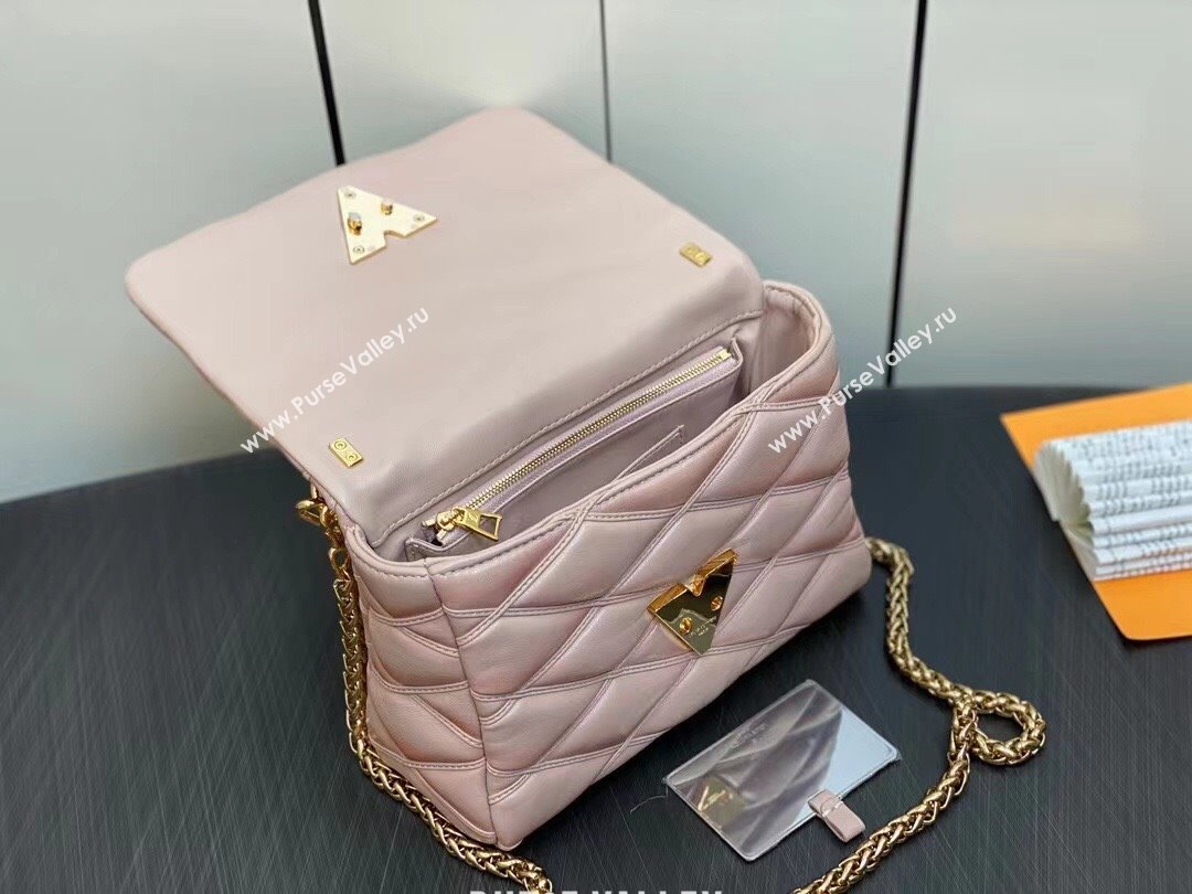 Louis Vuitton Lamb leather GO-14 MM Bag M23568 Beige/Pink 2023 (weijian-23101915)