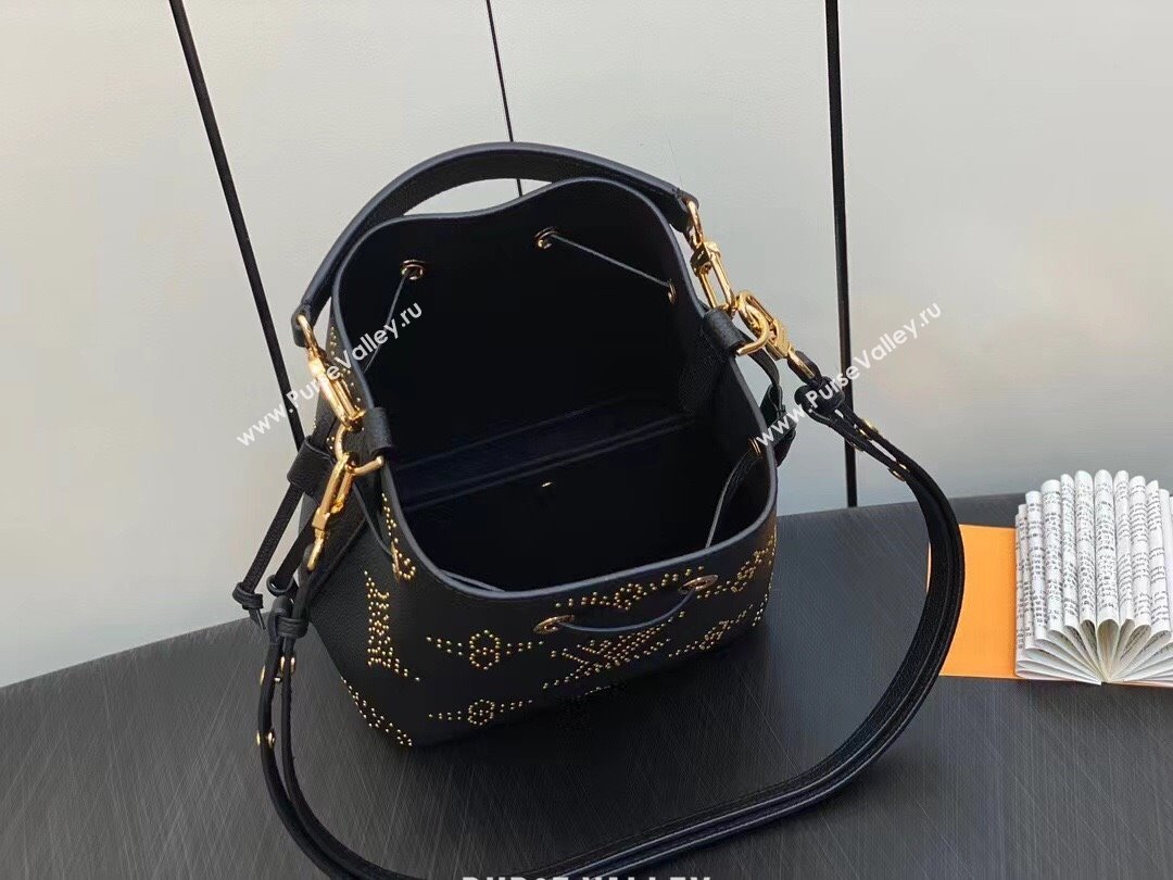 Louis Vuitton Monogram Empreinte Néonoé BB Bag M46734 Studs Black 2023 (weijian-23101903)