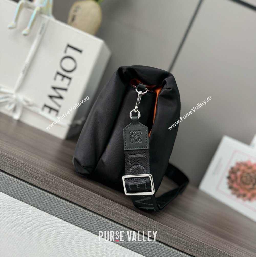 loewe Puffer Goya Messenger in nylon black 2024 (yongsheng-240411-02)