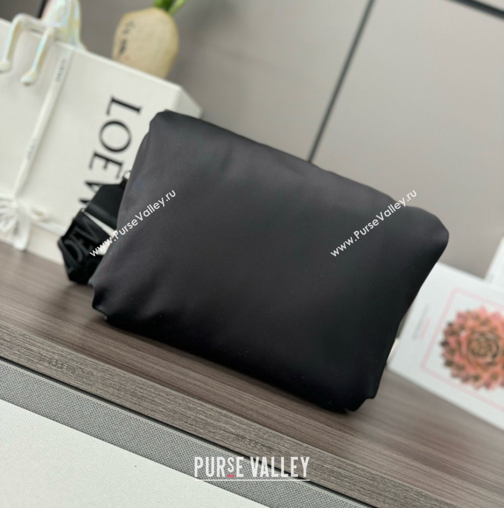 loewe Puffer Goya Messenger in nylon black 2024 (yongsheng-240411-02)