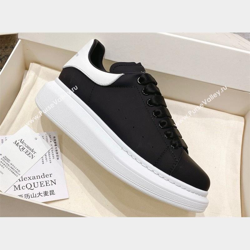 Alexander McQueen Oversized Women/Men Sneakers 32 2023 (modeng-23101832)