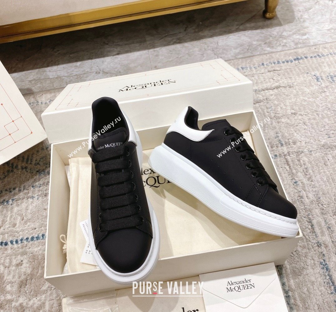 Alexander McQueen Oversized Women/Men Sneakers 32 2023 (modeng-23101832)