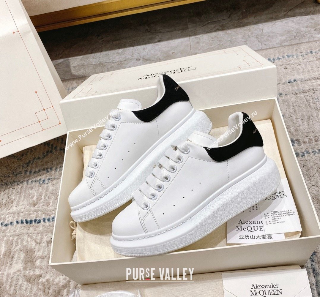 Alexander McQueen Oversized Women/Men Sneakers 05 2023 (modeng-23101805)