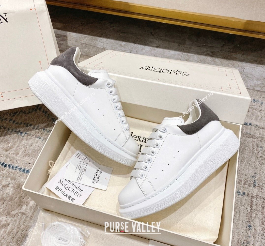 Alexander McQueen Oversized Women/Men Sneakers 07 2023 (modeng-23101807)