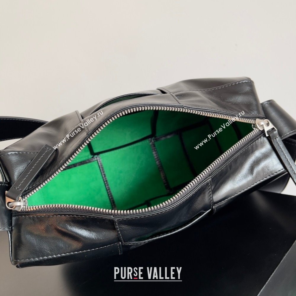 bottega veneta Medium Arco Camera Bag in calfskin black 2023 (misu-230927-03)