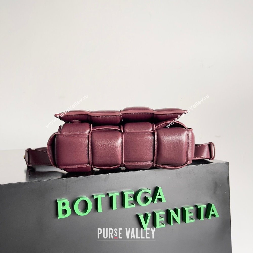 Bottega Veneta Padded Cassette Leather Belt Bag in calfskin barolo 2023 (misu-230928-02)
