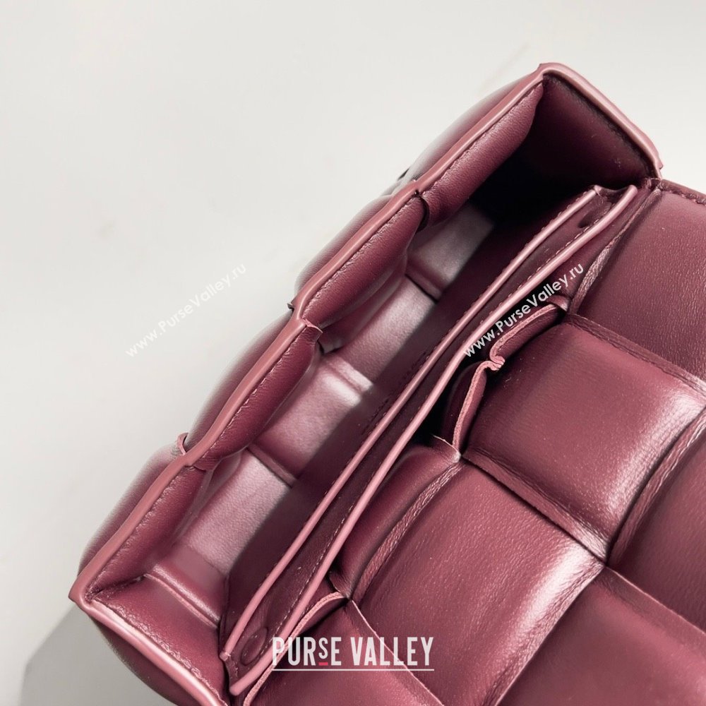 Bottega Veneta Padded Cassette Leather Belt Bag in calfskin barolo 2023 (misu-230928-02)