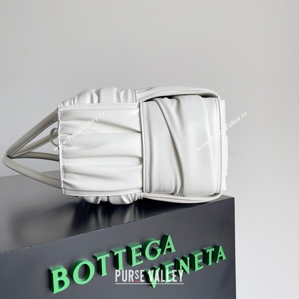 Bottega Veneta Small foulard Intreccio leather Arco Tote Bag white 2023 (misu-230927-13)