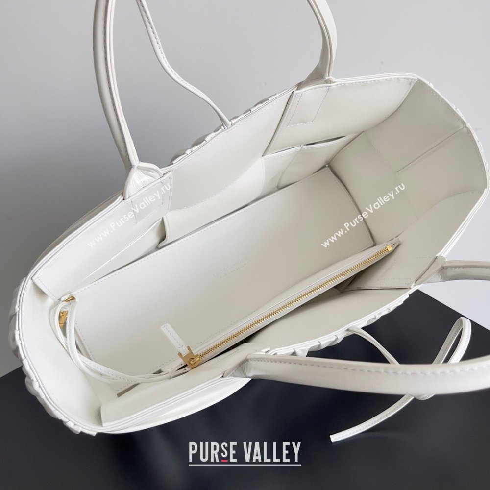Bottega Veneta Small foulard Intreccio leather Arco Tote Bag white 2023 (misu-230927-13)