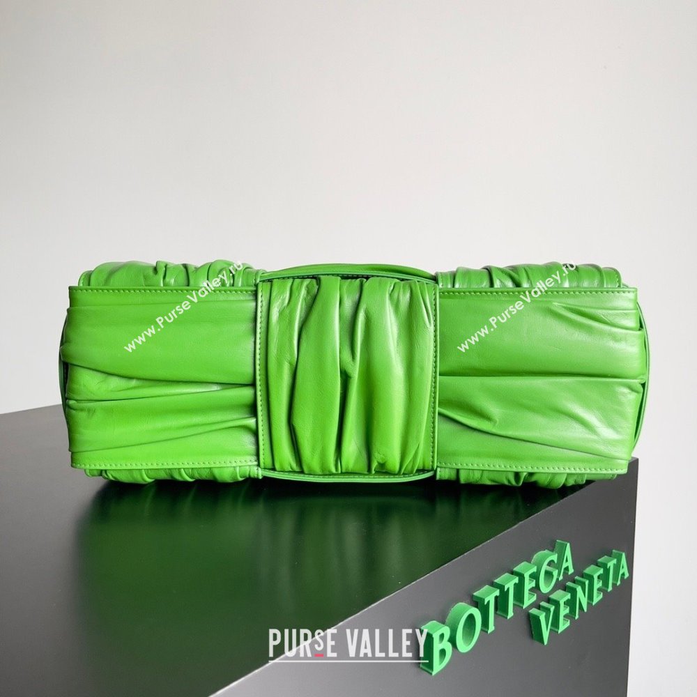 Bottega Veneta Small foulard Intreccio leather Arco Tote Bag green 2023 (misu-230927-16)