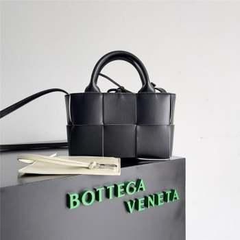 Bottega Veneta Micro intreccio leather Candy Arco Tote Bag black/white 2023 (misu-230927-07)