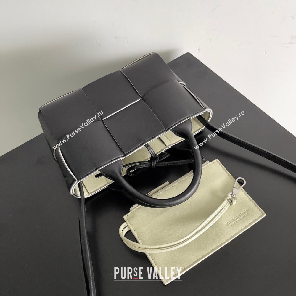Bottega Veneta Micro intreccio leather Candy Arco Tote Bag black/white 2023 (misu-230927-07)