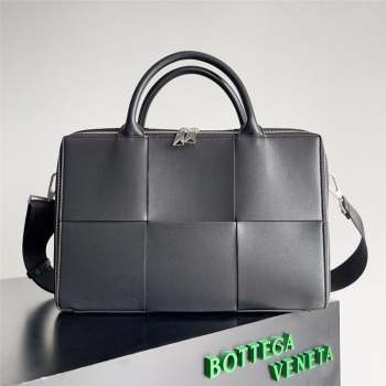 Bottega Veneta small Arco Briefcase in calfskin Black 2023 (misu-230927-50)