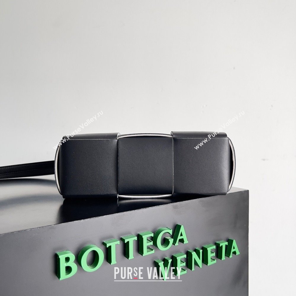 Bottega Veneta Micro intreccio leather Candy Arco Tote Bag black/white 2023 (misu-230927-07)