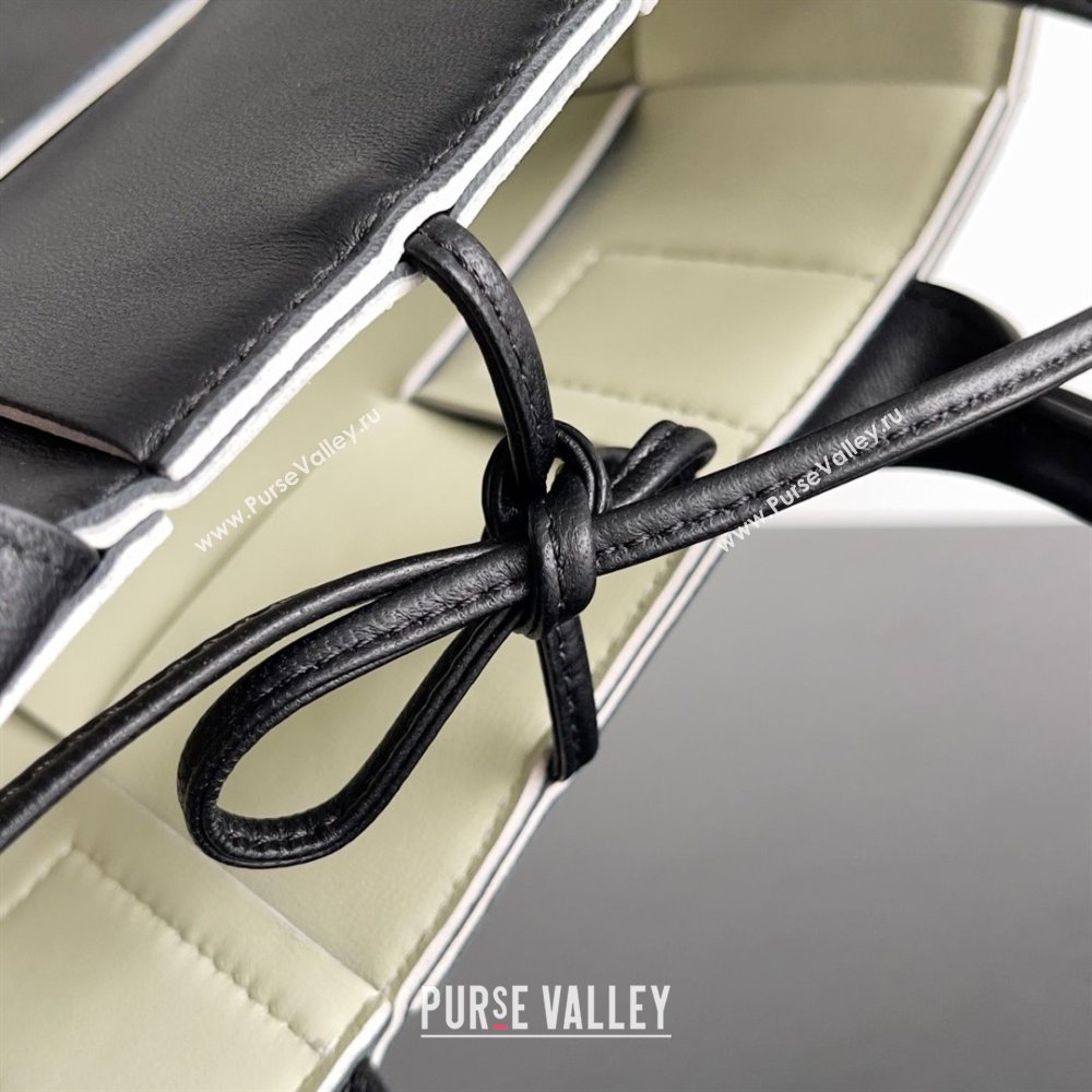 Bottega Veneta Micro intreccio leather Candy Arco Tote Bag black/white 2023 (misu-230927-07)