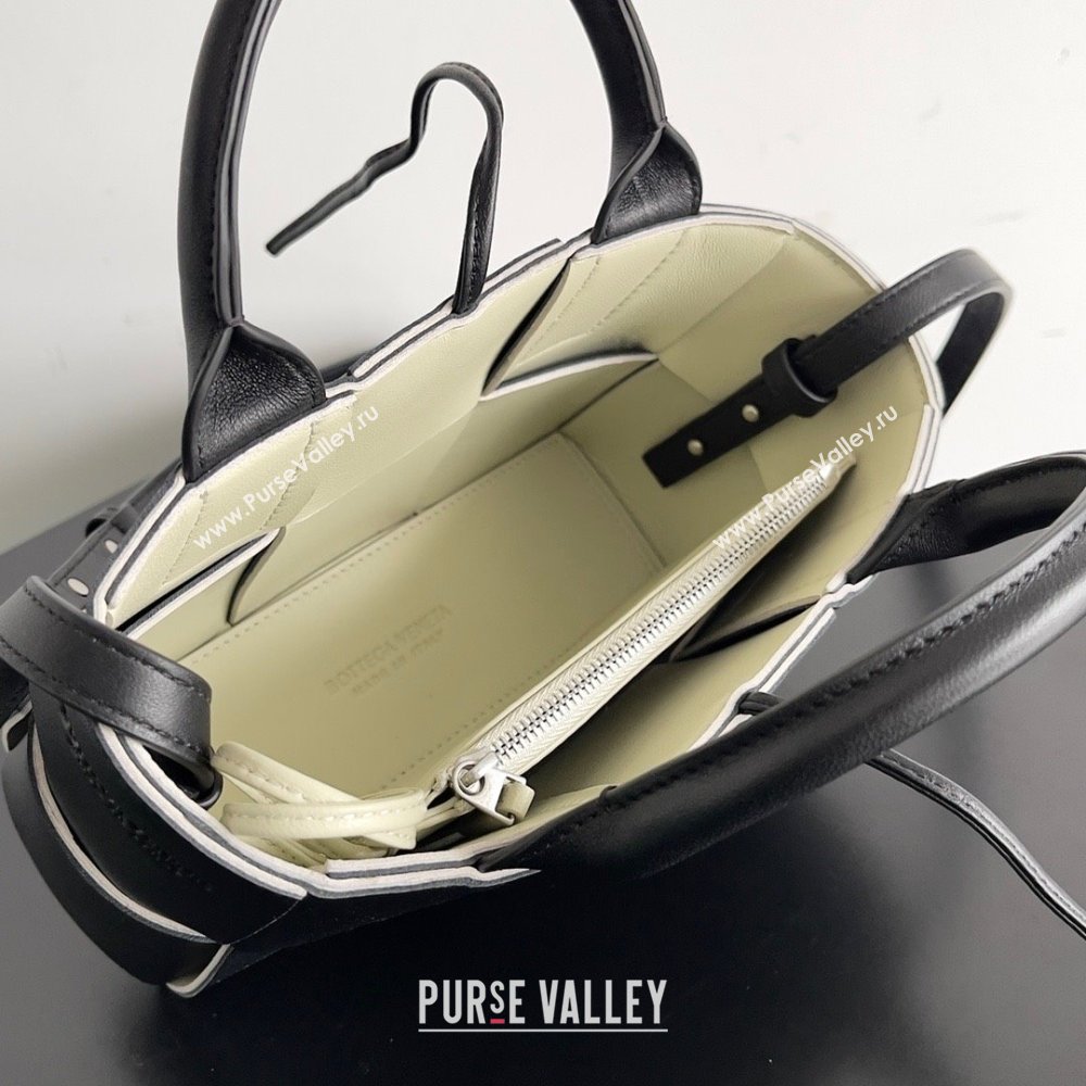 Bottega Veneta Micro intreccio leather Candy Arco Tote Bag black/white 2023 (misu-230927-07)