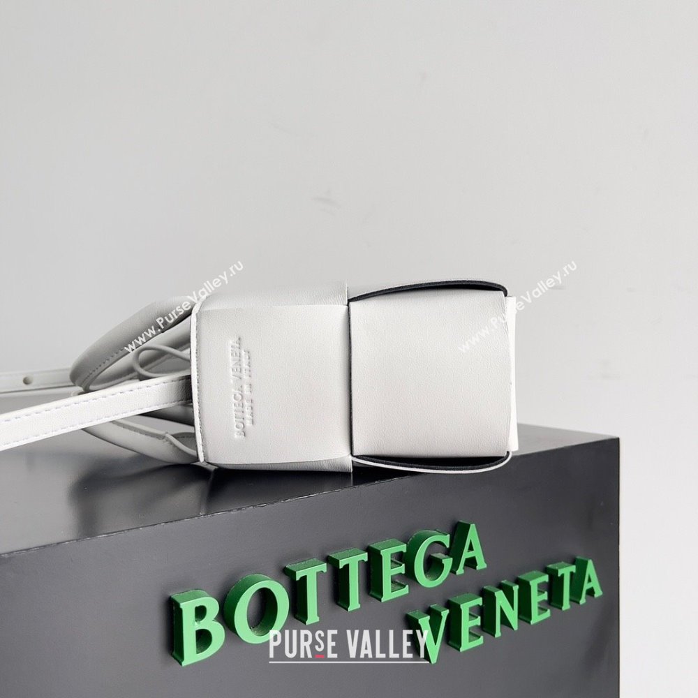 Bottega Veneta Micro intreccio leather Candy Arco Tote Bag white/black 2023 (misu-230927-10)