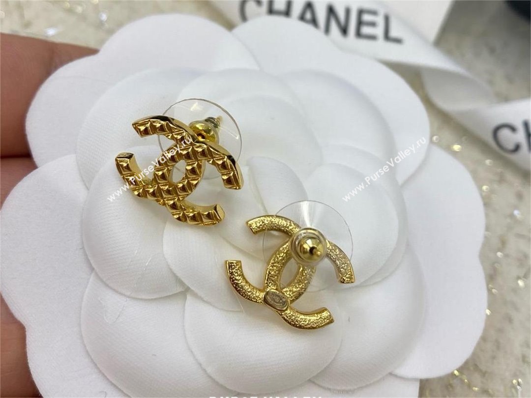 chanel STUD Earrings ABD035 2024 (YOUFANG-240411-02)