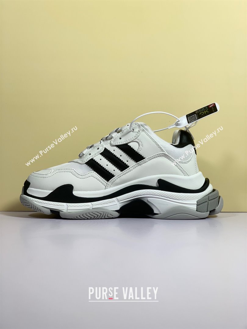 Balenciaga x adidas Triple S low-top sneakers 01 2023 (upin-231019-01)