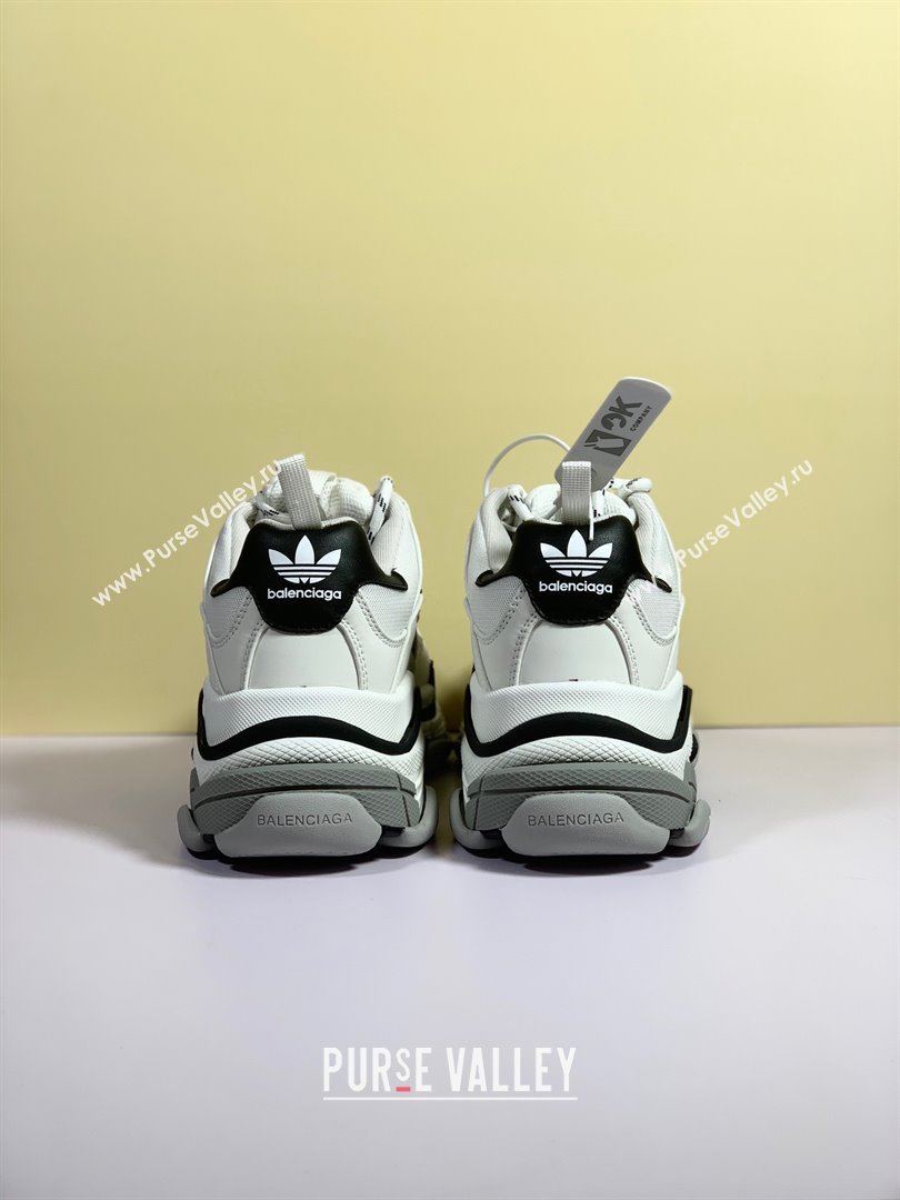 Balenciaga x adidas Triple S low-top sneakers 01 2023 (upin-231019-01)