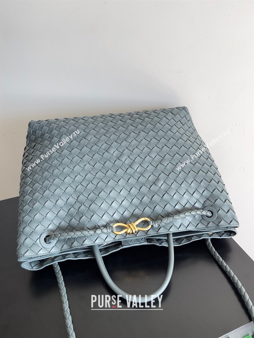 Bottega Veneta Large Andiamo Top Handle Bag in Intrecciato Leather 743575 navy blue 2023 (misu240110-01)