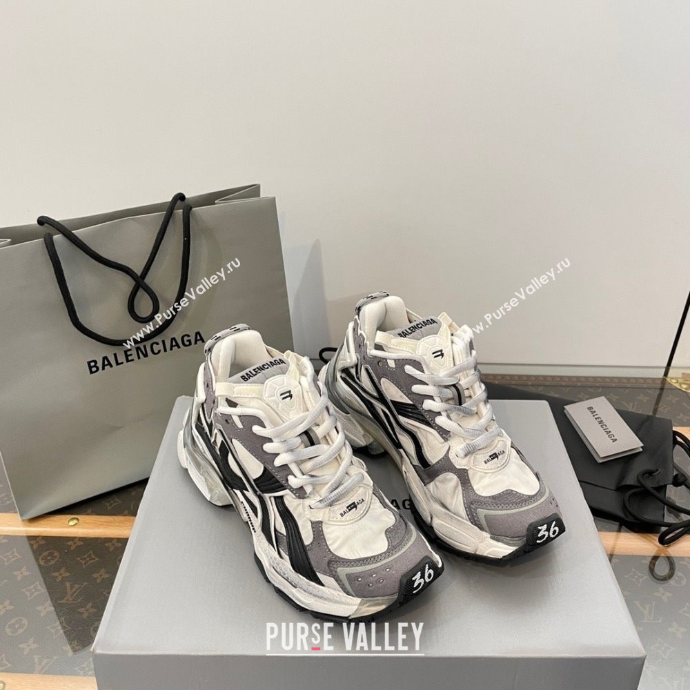 Balenciaga Runner Sneaker in grey, white and black 2023 (kaola-231020-03)