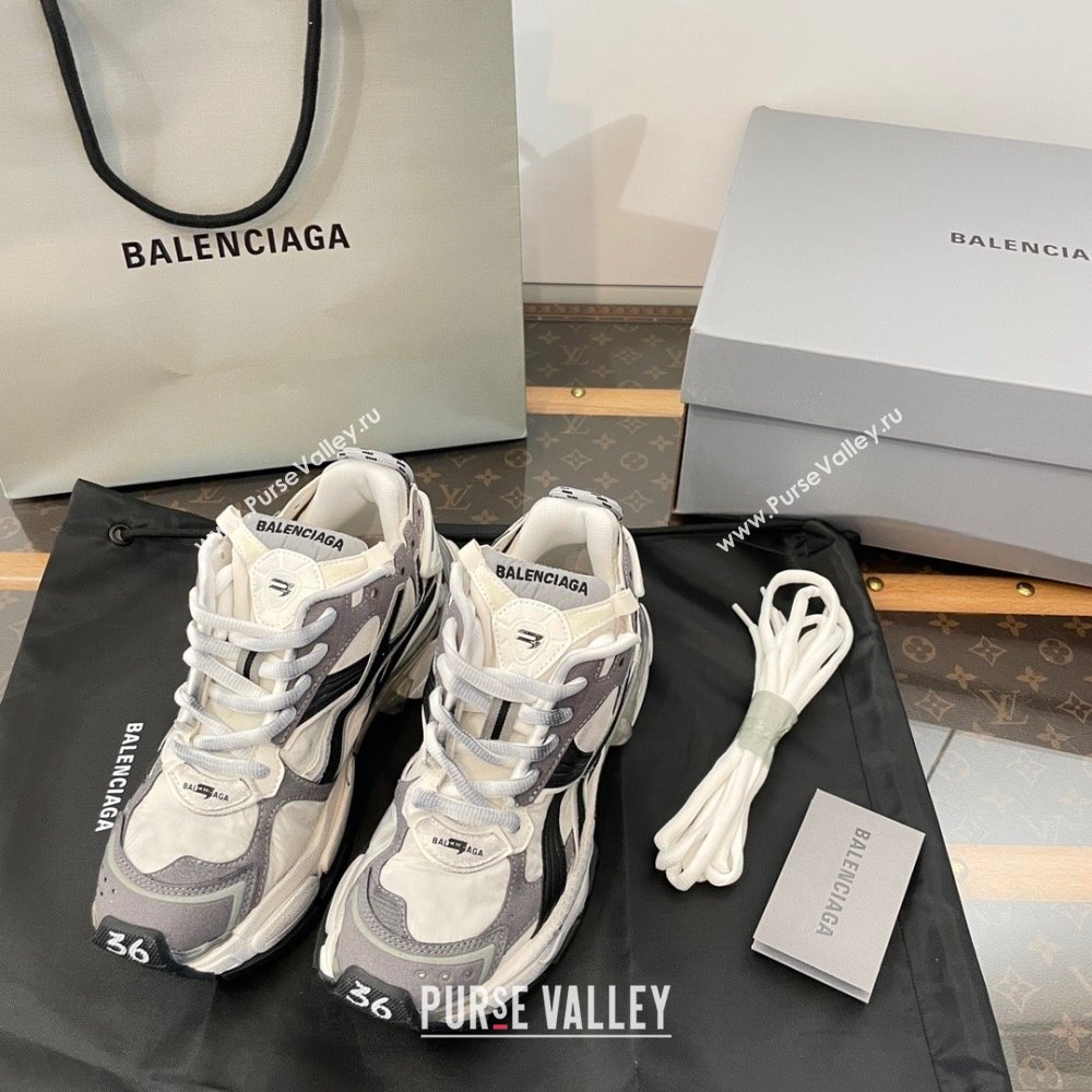 Balenciaga Runner Sneaker in grey, white and black 2023 (kaola-231020-03)