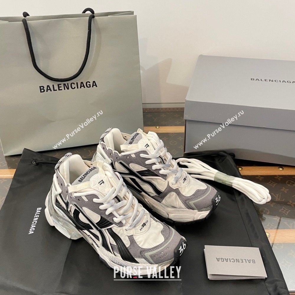 Balenciaga Runner Sneaker in grey, white and black 2023 (kaola-231020-03)