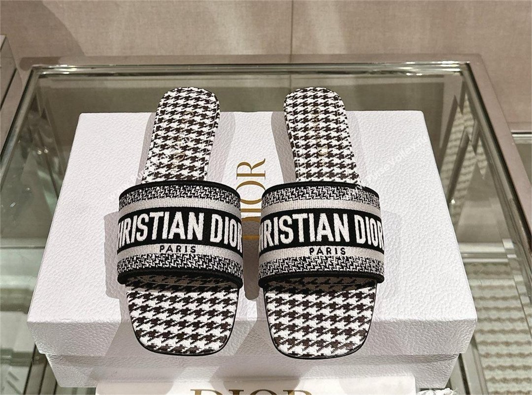 Dior Black and White Micro-Houndstooth Embroidered Cotton Dway Flat Slide 2024 (MODENG-240306-05)