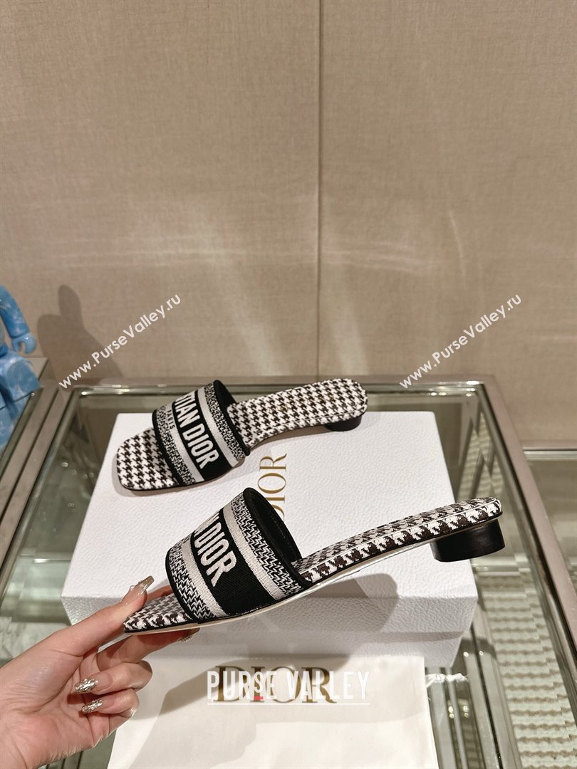 Dior Black and White Micro-Houndstooth Embroidered Cotton Dway Flat Slide 2024 (MODENG-240306-05)