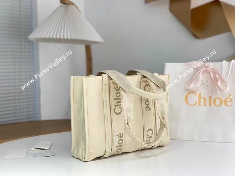 chloe medium Woody tote bag in Recycled nylon with Chloé logo white 2024 (nana-240307-04)