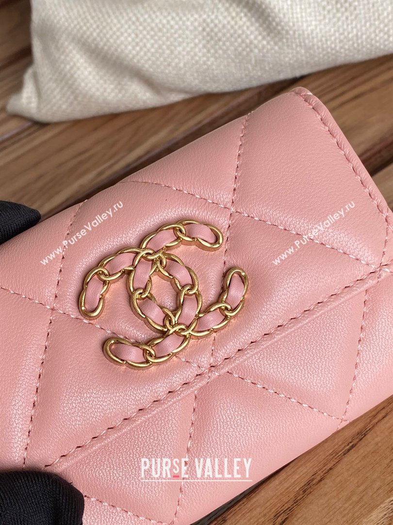 CHANEL 19 Flap Card Holder in lambskin AP1790 PINK 2023 (yongsheng-231124-05)