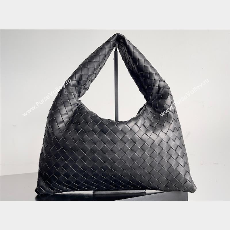 Bottega Veneta Small Hop Intrecciato leather shoulder bag Black 2023 (misu-23110205)
