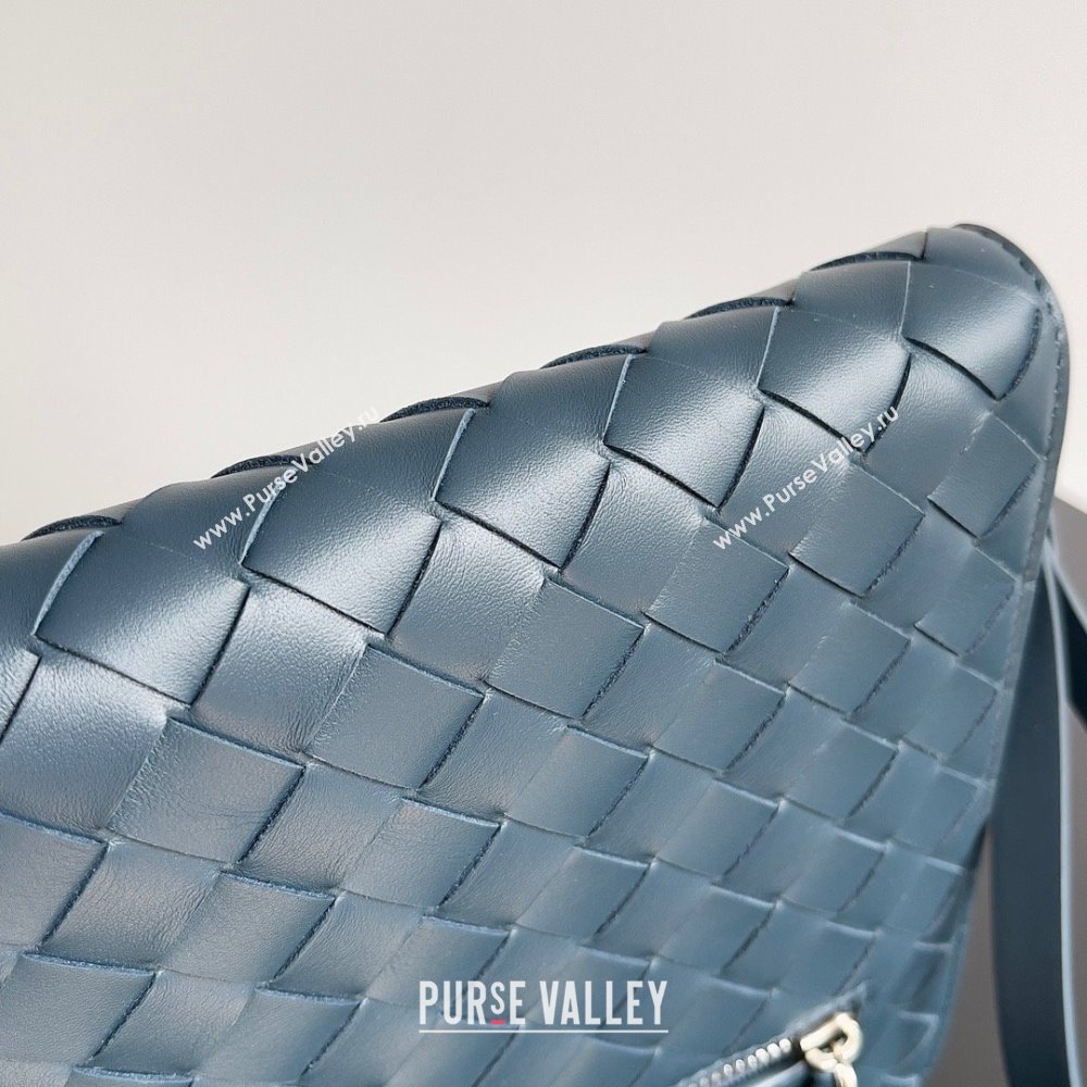 Bottega Veneta Small intrecciato leather document case With Wristlet Deep Blue 2023 (misu-23110213)